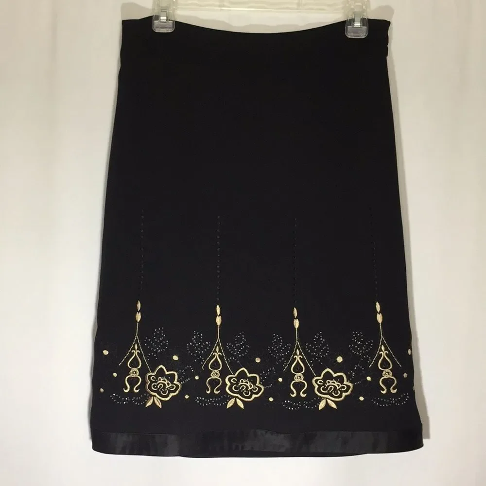 Ann Taylor LOFT Embroidered Pencil Skirt Size 4